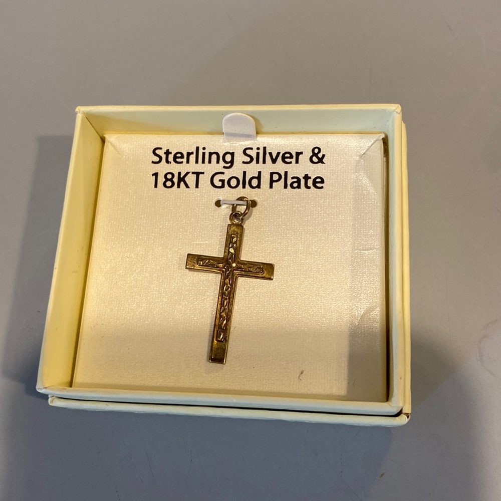 Sterling silver pendant 18kt gold plated